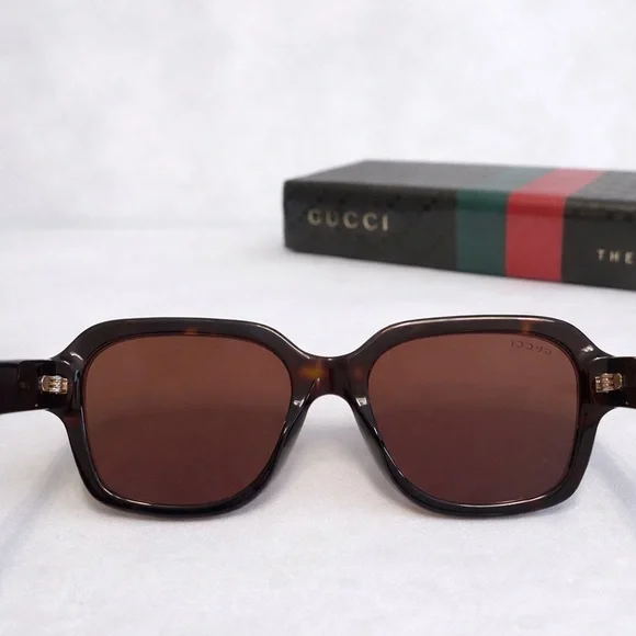 Gucci • “Havana Brown” GG1174S Sunglasses - Picture 13 of 16